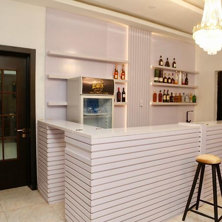 247 Luxury Hotel & Apartment Ajah Lekki Ngoại thất bức ảnh