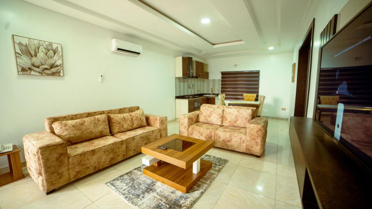 247 Luxury Hotel & Apartment Ajah Lekki Ngoại thất bức ảnh