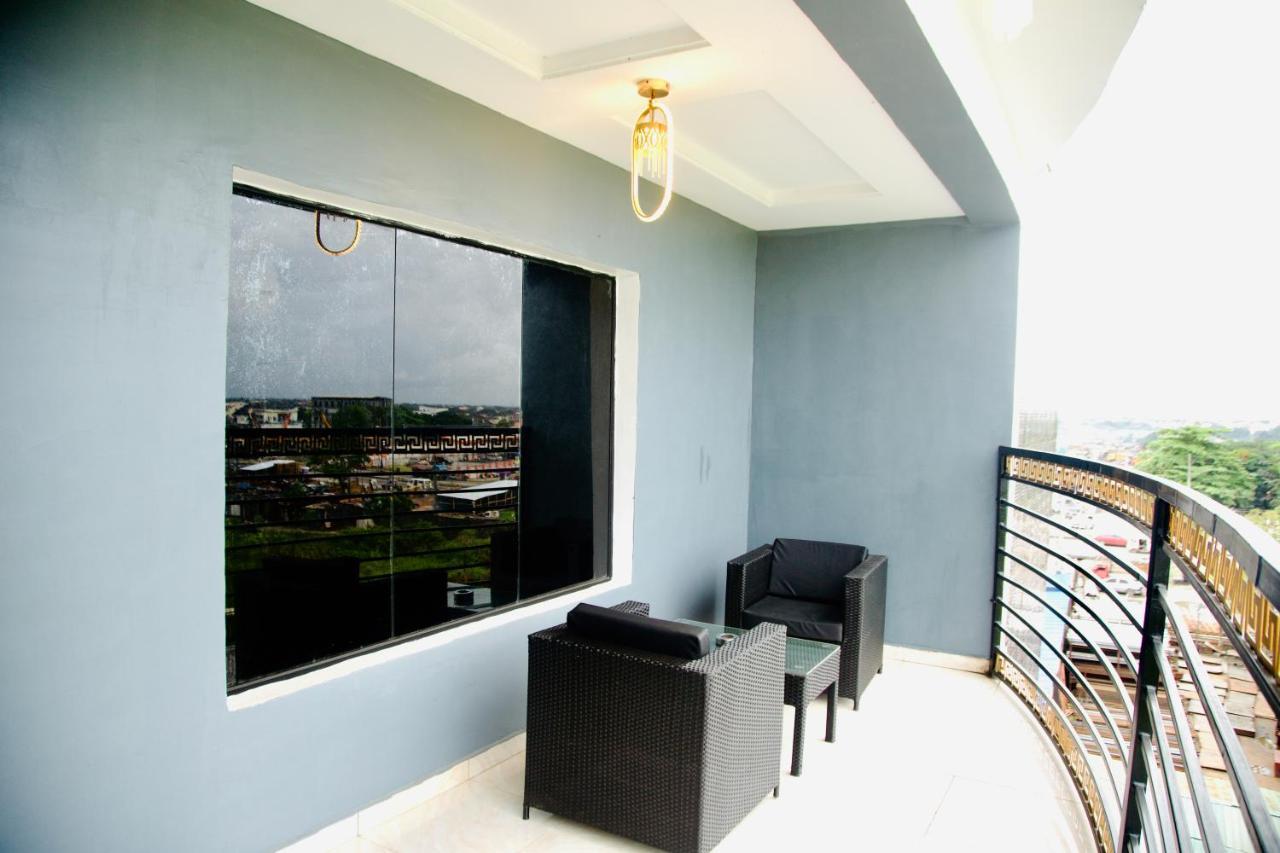 247 Luxury Hotel & Apartment Ajah Lekki Ngoại thất bức ảnh