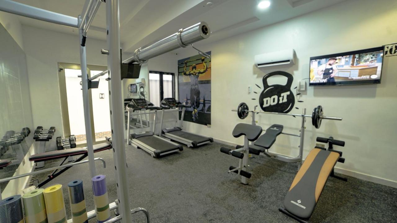 247 Luxury Hotel & Apartment Ajah Lekki Ngoại thất bức ảnh