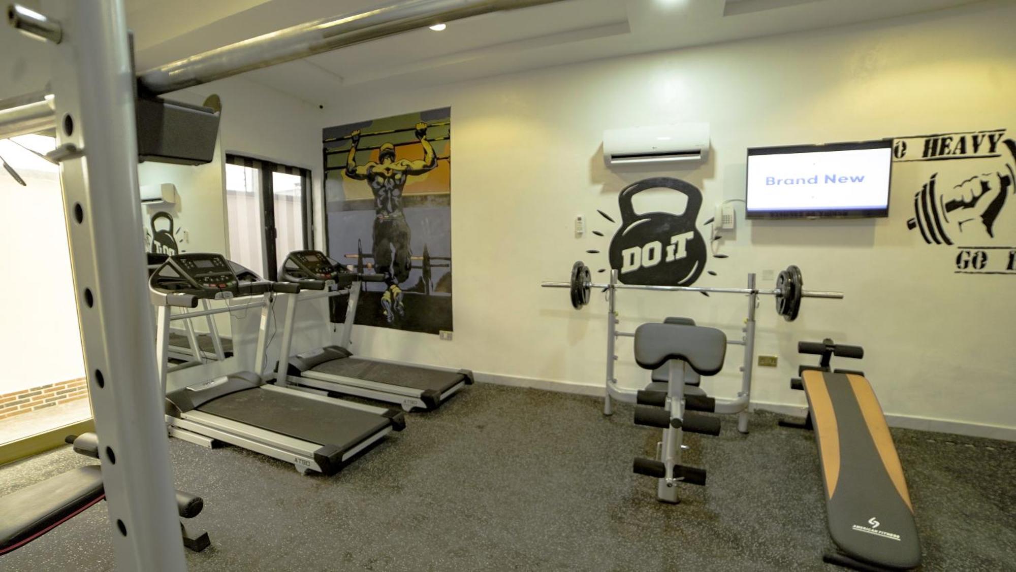 247 Luxury Hotel & Apartment Ajah Lekki Ngoại thất bức ảnh