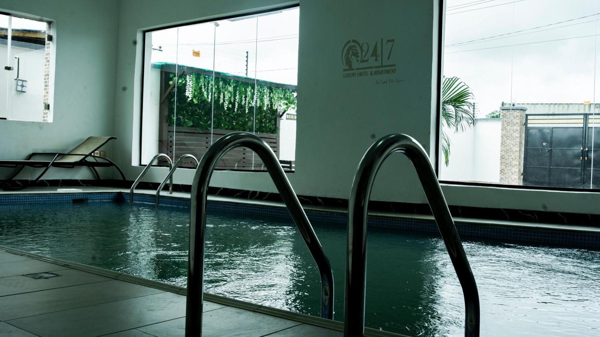 247 Luxury Hotel & Apartment Ajah Lekki Ngoại thất bức ảnh