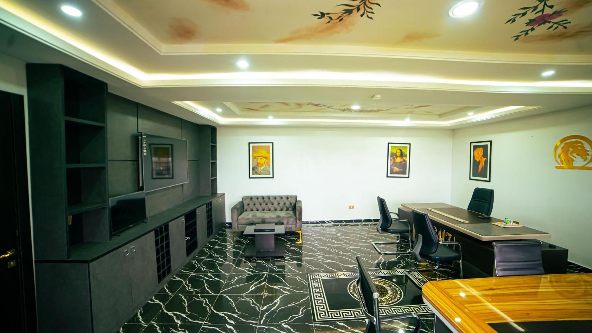247 Luxury Hotel & Apartment Ajah Lekki Ngoại thất bức ảnh